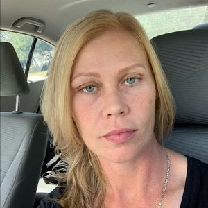 Meet your Posher, Hazel